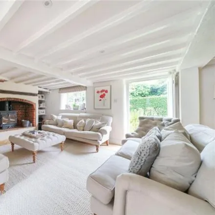 Image 9 - The White Cottage, Enmill Lane, Hursley, SO22 5QR, United Kingdom - House for sale