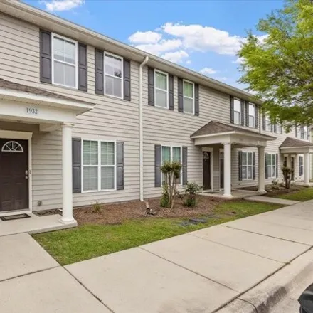 Buy this 3 bed condo on Corvallis Avenue in Tallahassee, FL 32304