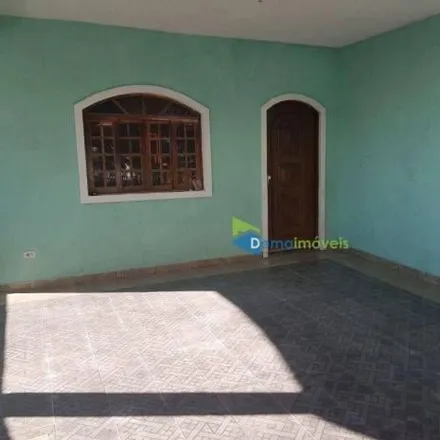 Buy this 2 bed house on Rua Cajamar in Serpa, Caieiras - SP