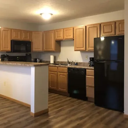 Rent this 3 bed apartment on Bloomington