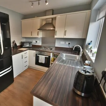 Image 4 - Hirwaun, Wrexham, LL11 3EF, United Kingdom - Duplex for rent