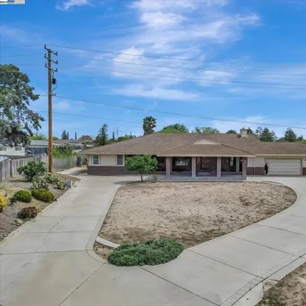 Image 2 - 1443 Hillcrest Avenue, Antioch, CA 94509, USA - House for sale