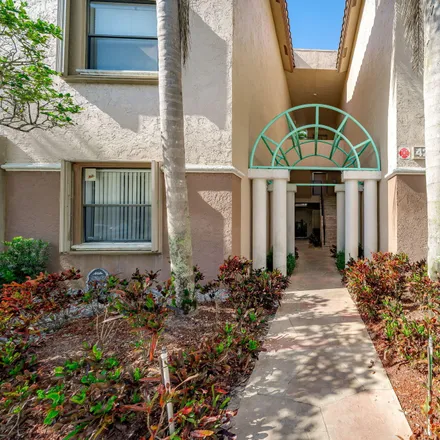 Buy this 3 bed condo on 4250 Northwest 30th Street in Coconut Creek, FL 33066