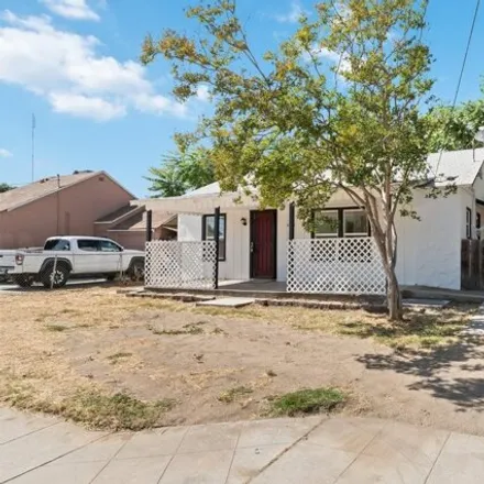 Buy this 3 bed house on 4143 East Hedges Avenue in Fresno, CA 93703