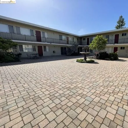 Rent this 1 bed condo on 1651 Detroit Ave Apt 203 in Concord, California
