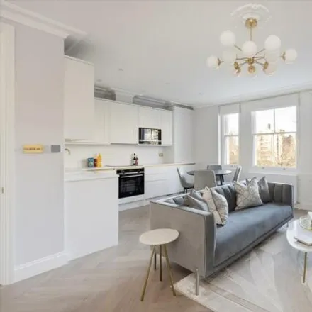 Buy this 1 bed apartment on 10 Ladbroke Square in London, W11 3NB