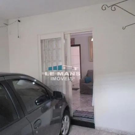 Buy this 2 bed house on Rua Doutor Valentim do Amaral in Higienópolis, Piracicaba - SP