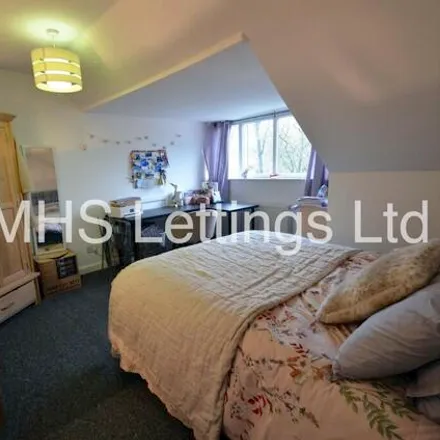 Image 8 - Maple Chase, Leeds, LS6 1FP, United Kingdom - Townhouse for rent