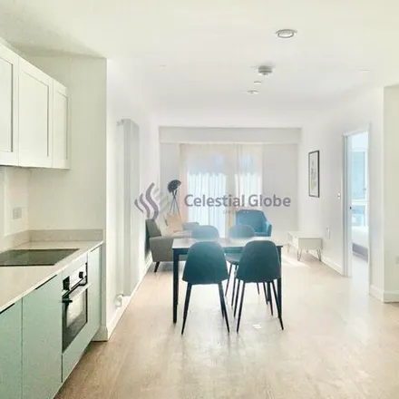 Rent this 1 bed apartment on Western Gateway in London, London