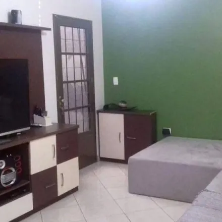 Buy this 3 bed house on Rua Santa Terezinha in Fraternidade, Londrina - PR