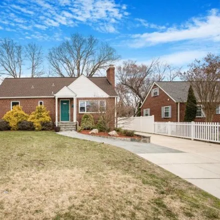 Image 2 - 11623 College View Drive, Kensington View, Wheaton, MD 20902, USA - House for sale