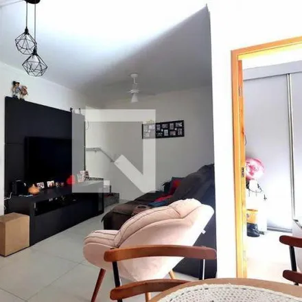 Buy this 2 bed apartment on Rua Grã Bretanha in Vila Príncipe de Gales, Santo André - SP