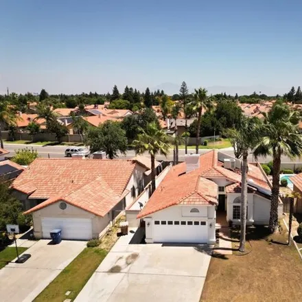 Buy this 3 bed house on 5404 Silver Crossing Street in Bakersfield, CA 93313