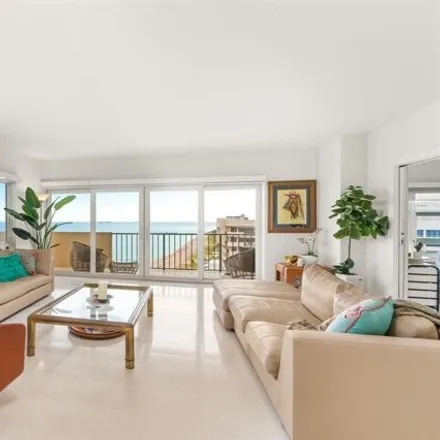 Image 2 - 5098 North Ocean Drive, Lauderdale-by-the-Sea, Broward County, FL 33308, USA - Condo for sale