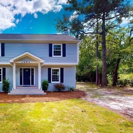 Buy this 5 bed house on 2028 South Churchill Drive in Glen Meade, Wilmington