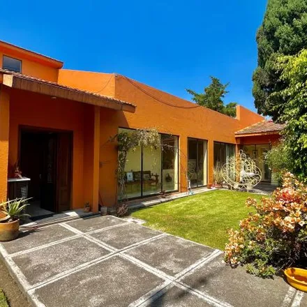 Buy this studio house on Calle Paseo del Bosque in Colonia Real de Lomas, 11920 Santa Fe