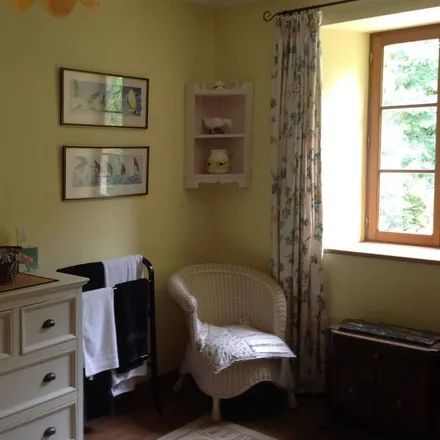 Rent this 3 bed townhouse on 24360 Champniers-et-Reilhac