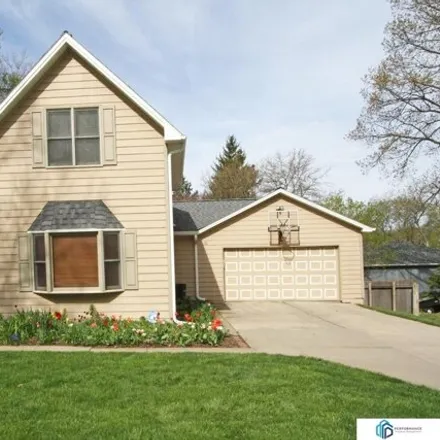 Buy this 4 bed house on 3901 South 40th Street in Lincoln, NE 68506