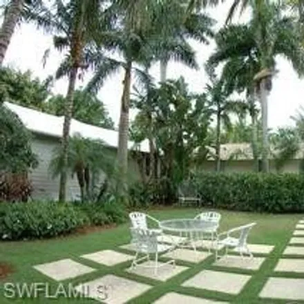 Image 7 - 28 11th Avenue South, Naples, FL 34102, USA - House for rent