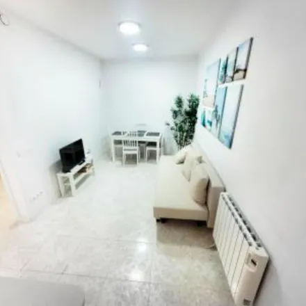 Image 7 - Carrer del Santuari, 117-119, 08001 Barcelona, Spain - Apartment for rent