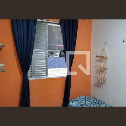 Rent this 1 bed apartment on Rua Embaré in Guilhermina, Praia Grande - SP