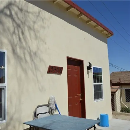 Image 3 - 15574 2nd St, Victorville, California, 92395 - House for sale
