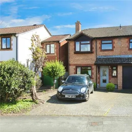 Buy this 4 bed house on Ferncombe Drive in Ideford Combe, TQ12 3TR