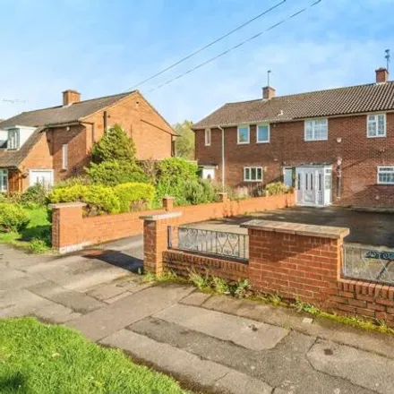 Buy this 3 bed townhouse on Bowmansgreen Primary School in Telford Road, London Colney