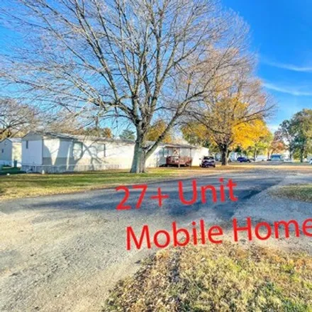 Buy this studio house on Smyth Trailer Court in Dexter, MO 63841