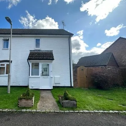 Rent this 1 bed duplex on Pipers Way in Thatcham, RG19 4EP