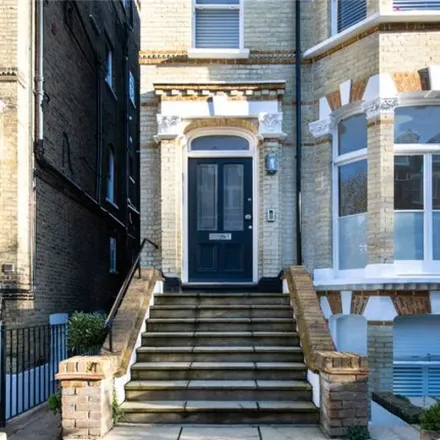 Image 7 - Glenmore House, 64 Richmond Hill, London, TW10 6BQ, United Kingdom - Apartment for rent