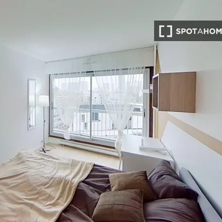 Rent this 7 bed room on 4 Rue des Orchidées in 75013 Paris, France
