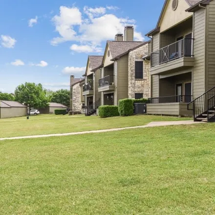 Rent this 1 bed apartment on Austin in Oak Ridge, US