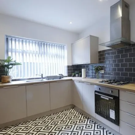 Image 5 - Romer Road, Liverpool, L6 6AW, United Kingdom - House for rent