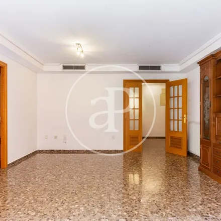 Rent this 4 bed apartment on Avinguda del Primat Reig in 187, 46020 Valencia