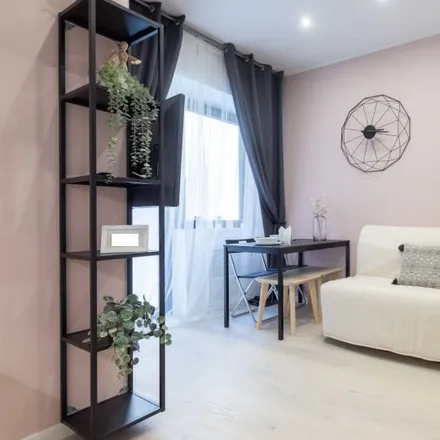 Rent this 1 bed apartment on Via Cesare Arici 12 in 20127 Milan MI, Italy