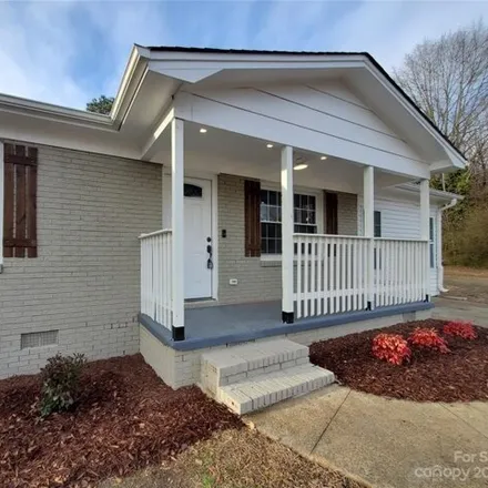 Buy this 4 bed house on 1421 Frederick Street in Ross Grove, Shelby