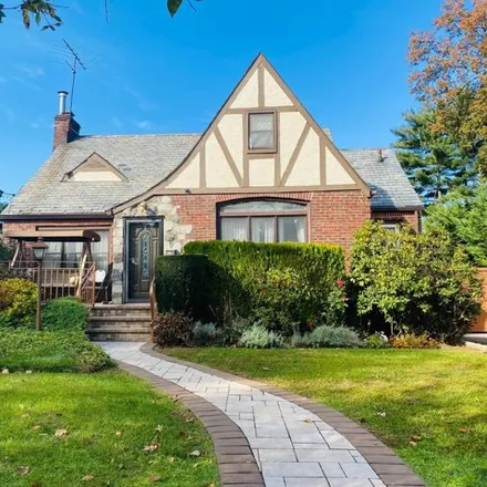 Rent this 5 bed house on 181-69 Tudor Road in New York, NY 11432