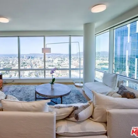 Image 2 - Metropolis Residential Tower II, Francisco Street, Los Angeles, CA 90017, USA - Condo for rent