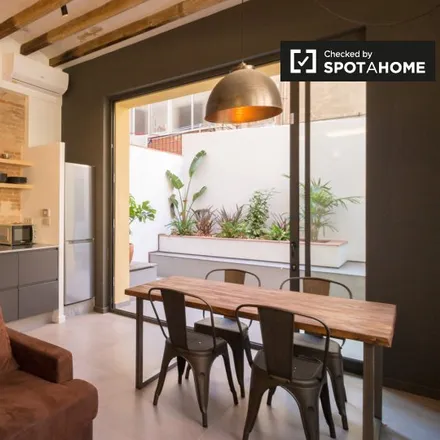 Rent this 2 bed apartment on Escola L'Arenal de Llevant in Carrer de Bac de Roda, 33
