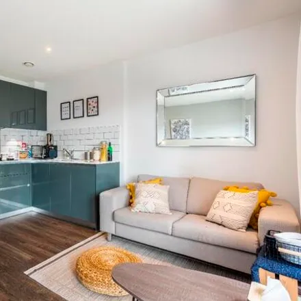 Rent this 1 bed apartment on Crossrail Path in London, SE18 6FL