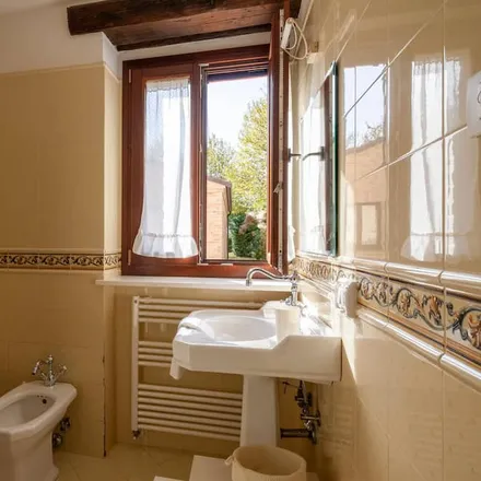 Image 3 - Treia, Macerata, Italy - House for rent