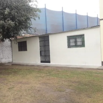 Buy this 3 bed house on Avenida Oquendo in Centro Industrial del Callao, Lima Metropolitan Area 07046