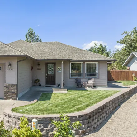 Buy this 3 bed house on 2926 Mistybrook Drive in Grants Pass, OR 97527