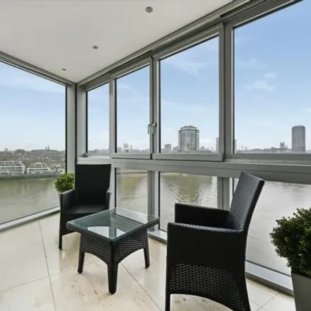 Image 5 - Saint George Wharf Tower, 1 Nine Elms Lane, London, SW8 2DU, United Kingdom - Apartment for rent
