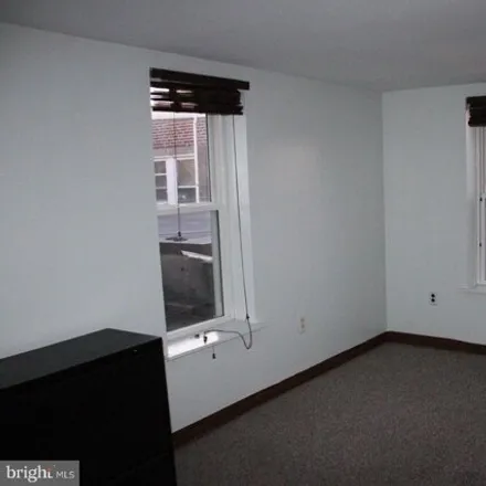 Rent this 2 bed apartment on 625 North Lincoln Street in Wawaset Park, Wilmington