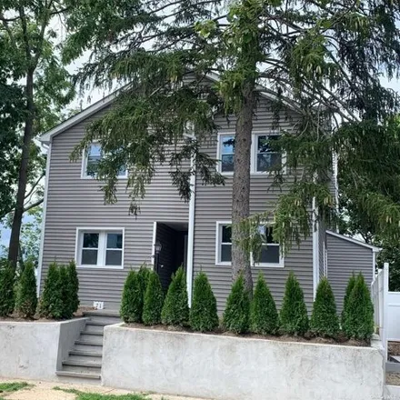 Rent this 1 bed house on 71 Lannon Place in Port Washington, NY 11050