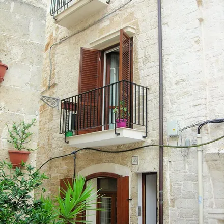 Image 5 - Santa Scolastica, Piazza San Pietro, 70122 Bari BA, Italy - Apartment for rent