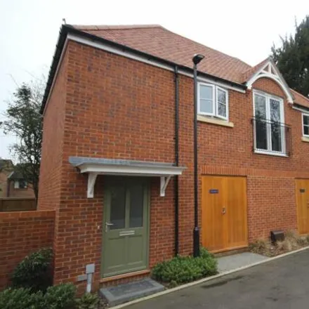 Rent this 1 bed room on Devonshire Close in Farnham Royal, SL2 3DY