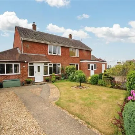 Buy this 3 bed duplex on Spittlefields in Ringwood, Hampshire